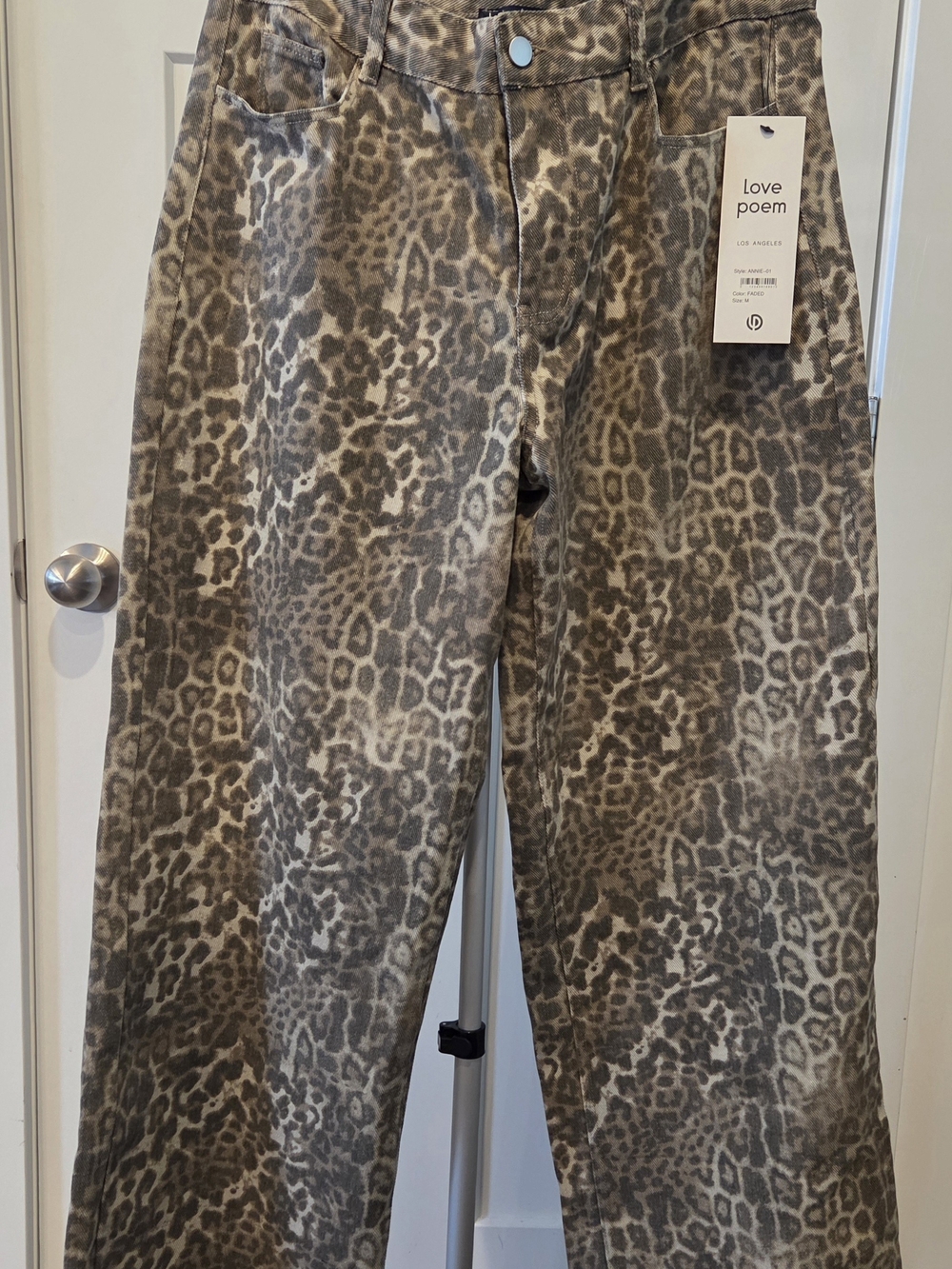 86.  Women’s Love Poem Leopard Print Jeanss - Tan/Gray